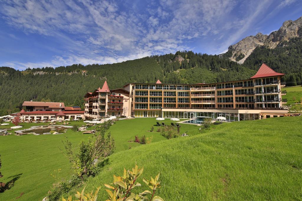 Romantik Resort & Spa Der Laterndl Hof Haldensee Exteriör bild