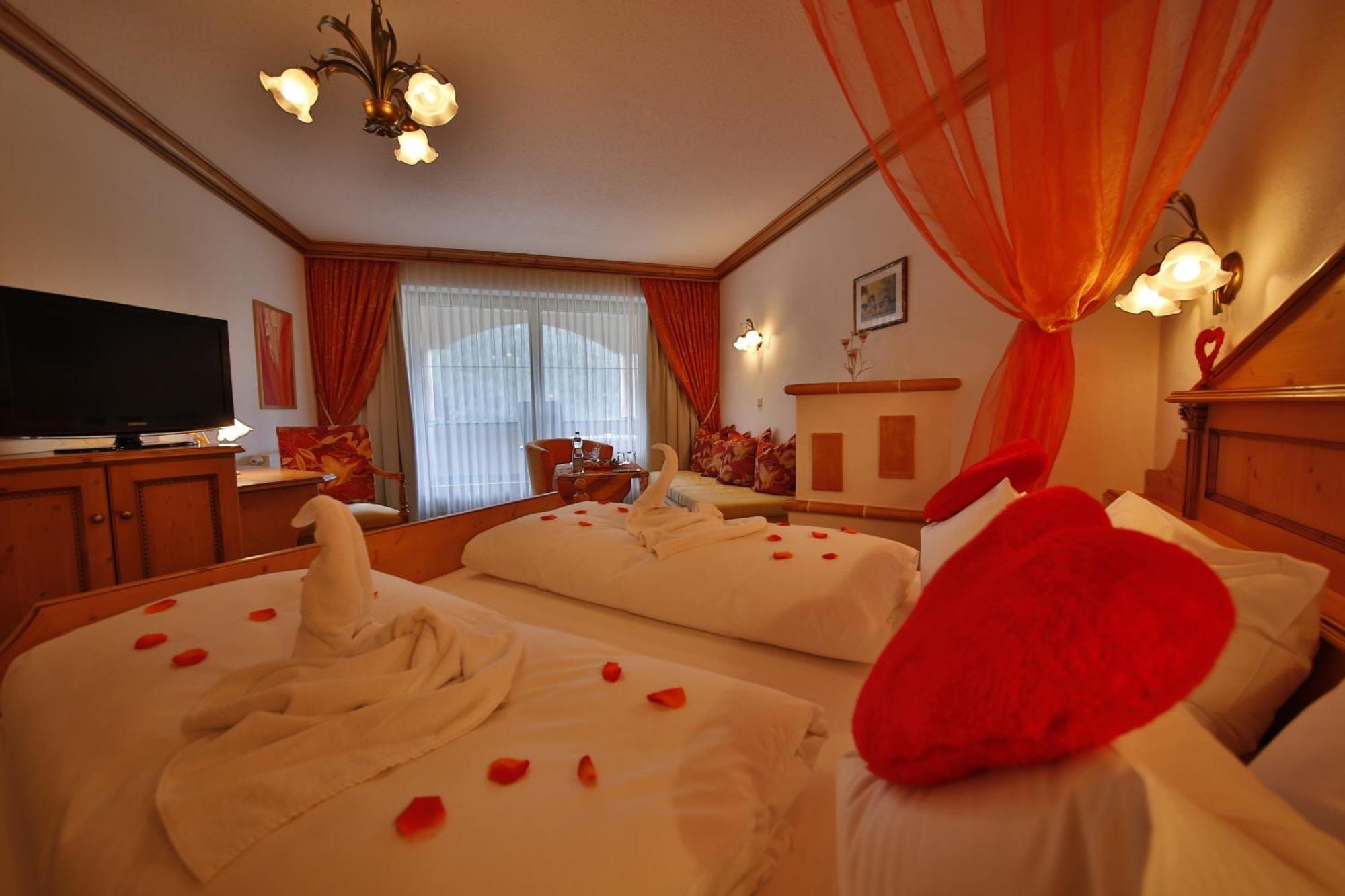 Romantik Resort & Spa Der Laterndl Hof Haldensee Rum bild